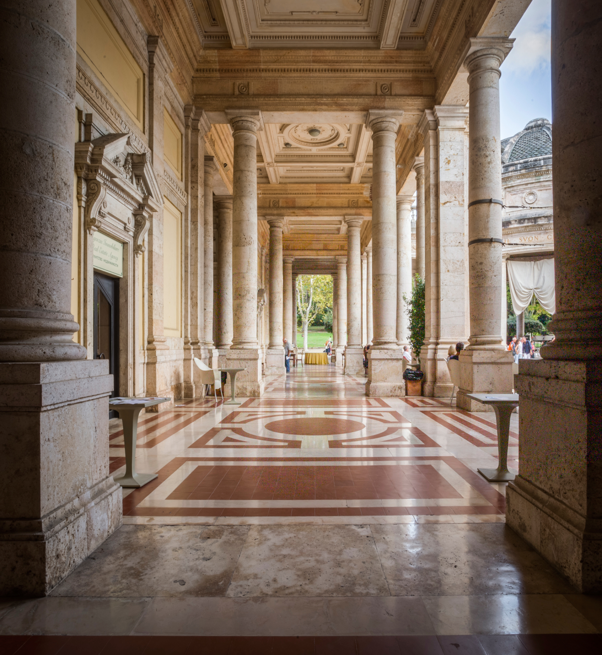 Dettaglio decoro Liberty — Terme Tettuccio